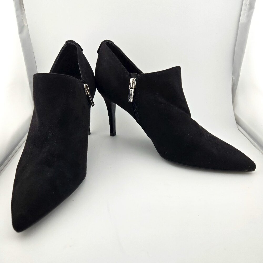 🔥 Calvin Klein Selsta Suede Zipper Shooties | 8.5M | Sleek Pointed Toe Boots
